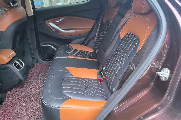 Used Soueast DX7 2018 1.5T Automatic Glory Edition
