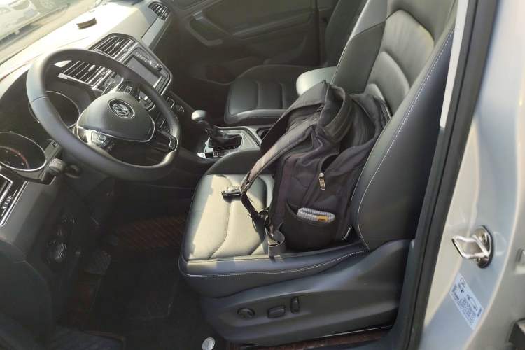 Used Volkswagen Tiguan L 2018 330TSI Automatic Two-Wheel Drive Luxury Edition