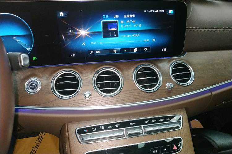 Used Mercedes-Benz E-Class 2022 Revised Version E 300 L Luxury Edition
