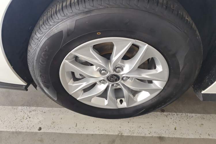 Used Toyota Granvia 2024 2.5L Hybrid Comfort Edition
