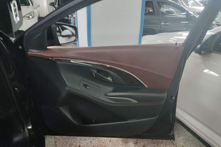 Used Buick LaCrosse 2014 2.0T SIDI Elite Tech Version
