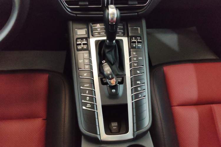 Used Porsche Macan 2020 Macan 2.0T