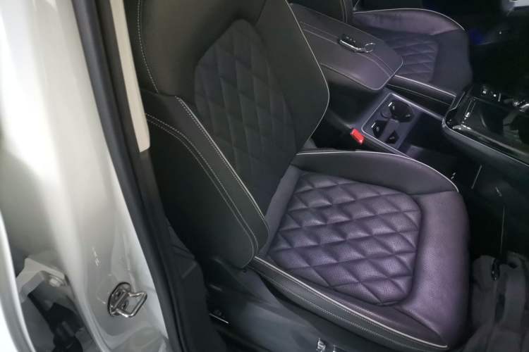 Used Volkswagen Talagon 2021 530TSI Four-Wheel Drive Flagship Shengjing Edition Pro
