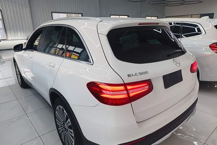Used Mercedes-Benz GLC 2017 GLC 200 4MATIC