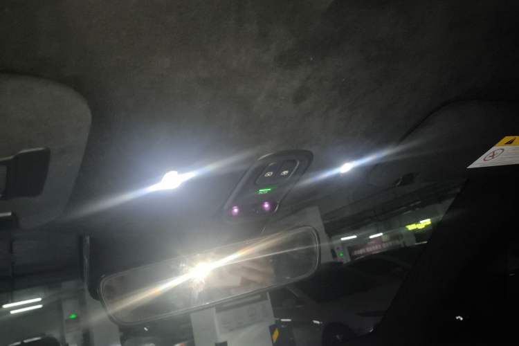 Used Nio ES6 2024 75 kWh
