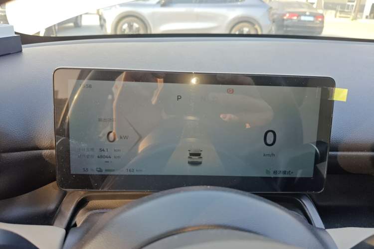 Used Wuling Bingo PLUS 2024 330 km Range Five-Seater Version