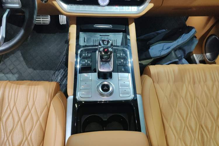 Used Tank 500 New Energy 2023 Hi4-T
