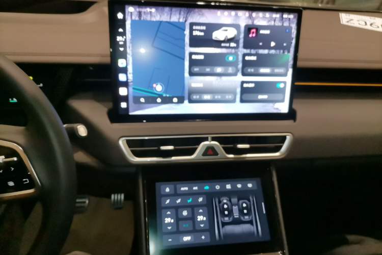 Used Wey Mocha New Energy 2024 Hi4 Four-Wheel Drive Long-Range Version
