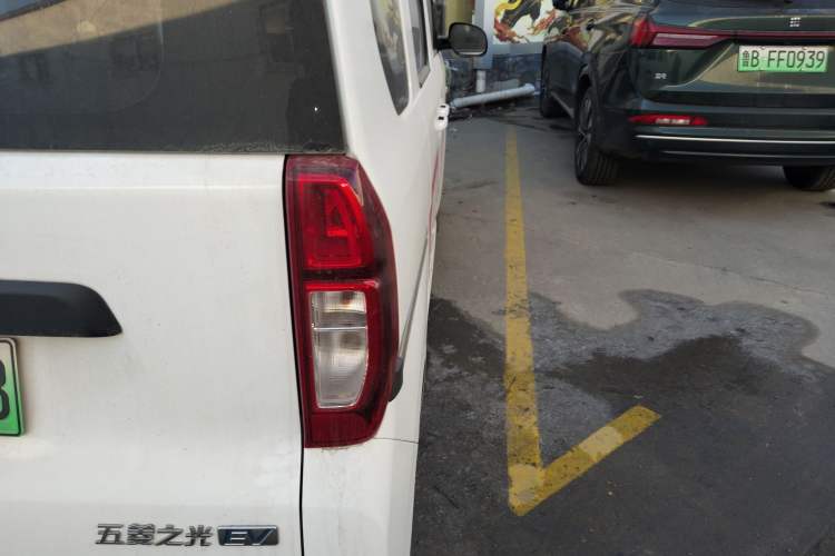 Used Wuling Zhiguang New Energy 2025 Comfort Model