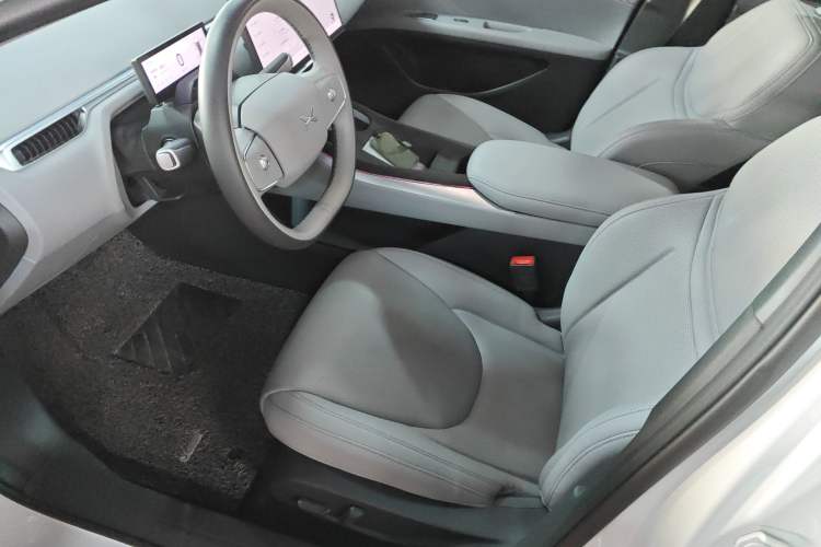 Used XPeng MONA M03 2024 620 with Ultra-Long Range