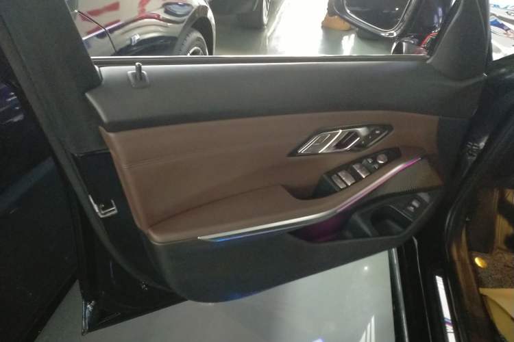 Used BMW 3 Series 2021 325Li M Sport Package
