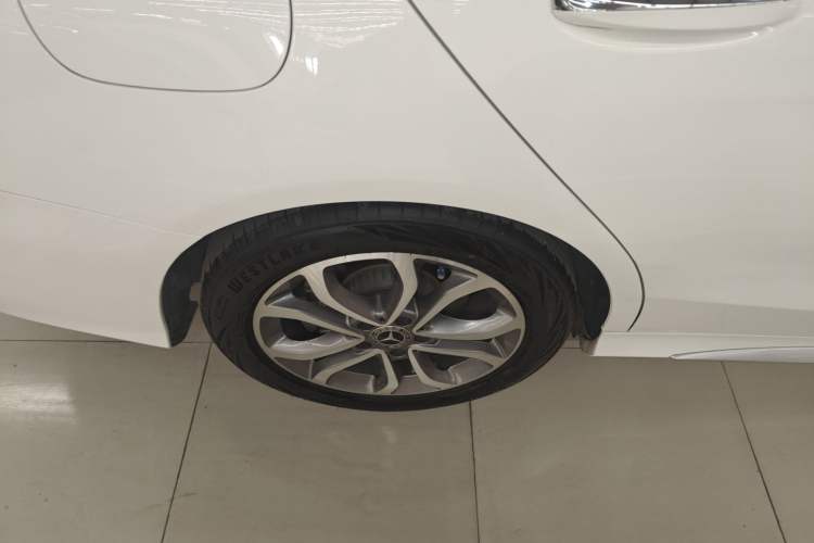 Used Mercedes-Benz C-Class 2018 C 180 L Fashion Edition Sport Version