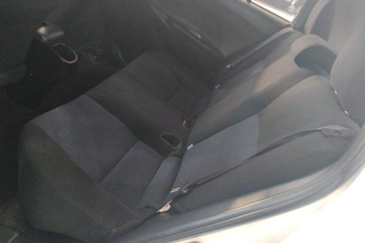 Used Toyota YARiS L 2016 Revised 1.5E CVT Charming Edition