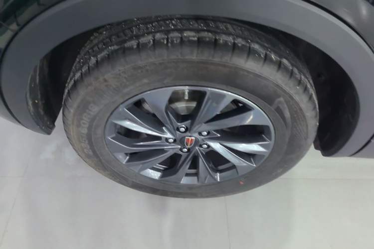 Used Hongqi HS5 2025 2.0T Two-Wheel Drive Flagship Pro Edition
