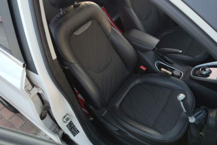 Used Baojun 510 2017 1.5L Automatic Fashion Model
