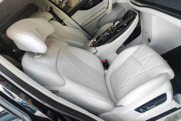 Used FORTHING Xinghai V9 2024 1.5TD 200km Chinese Knot Series Luxury Version
