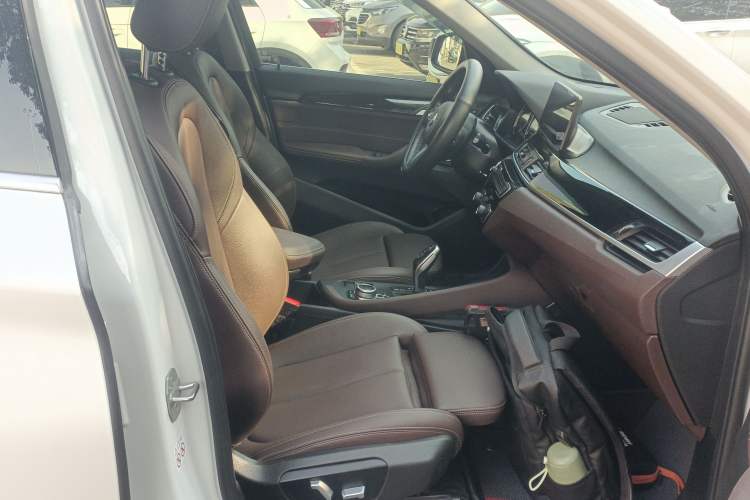 Used BMW X1 2022 sDrive25Li Leading Model
