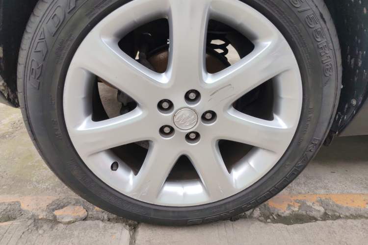 Used Buick Encore 2015 1.4T Automatic Two-Wheel Drive Urban Elite Version
