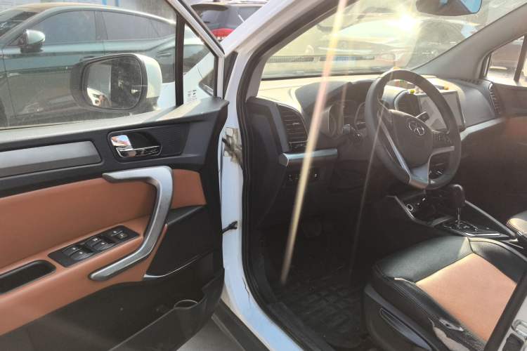 Used  Refine S3 2014 1.5L CVT Luxury Model
