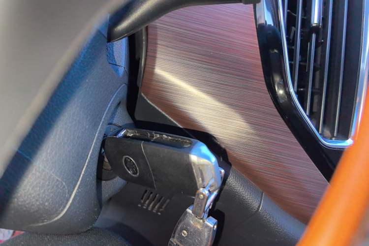 Used FAW Senya R7 2016 1.6L manual luxury version