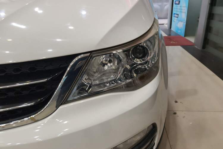 Used Baojun 730 2016 1.5L Manual Comfort Version 7 Seats China V Emission Standard