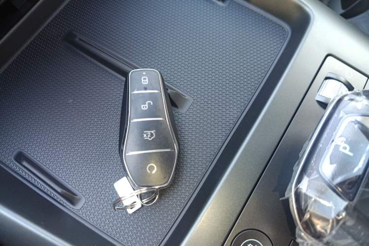 Used BYD Qin PLUS 2025 DM-i Smart Drive 55KM Leading Model
