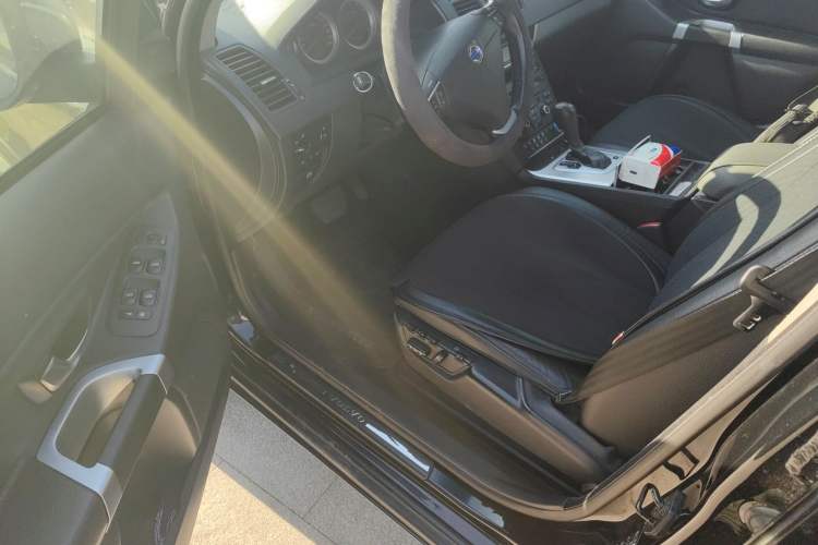 Used Volvo XC Classic 2014 T5 Luxury Edition