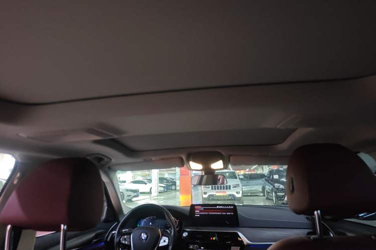 Used BMW 5 Series 2022 Updated 530Li Leading Edition Luxury Package
