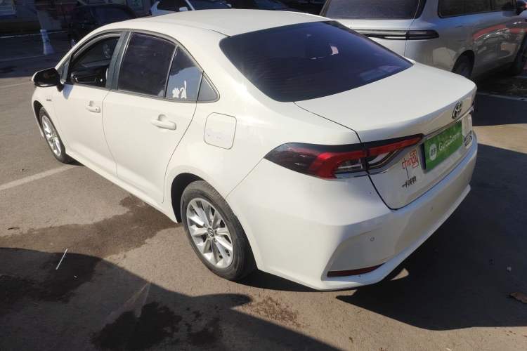 Used Toyota Corolla 2021 Dual-Motor 1.8L E-CVT Elite Edition
