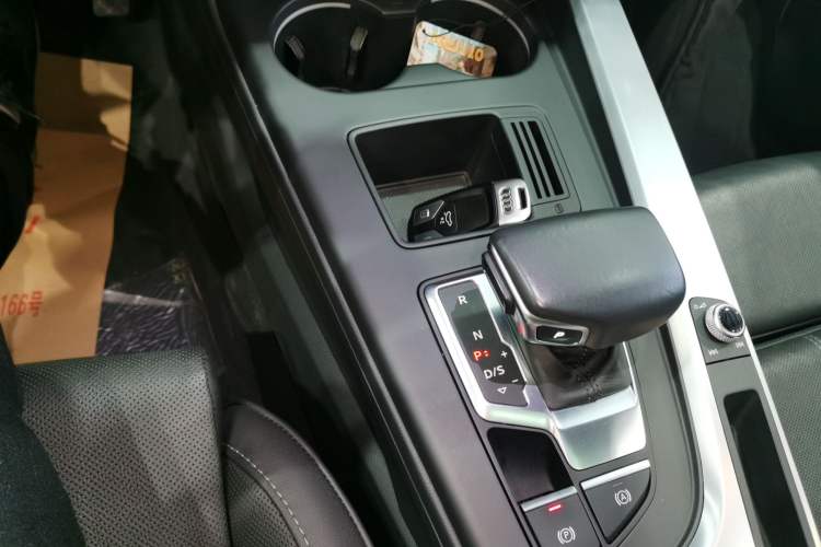 Used Audi A4L 2020 40 TFSI Fashion Dynamic Model
