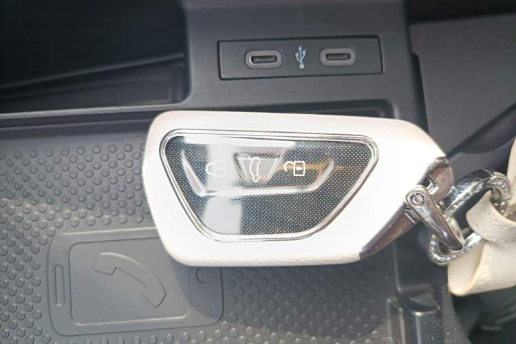 Used Volkswagen ID.4 X 2022 Smart Enjoyment Long-Range Edition