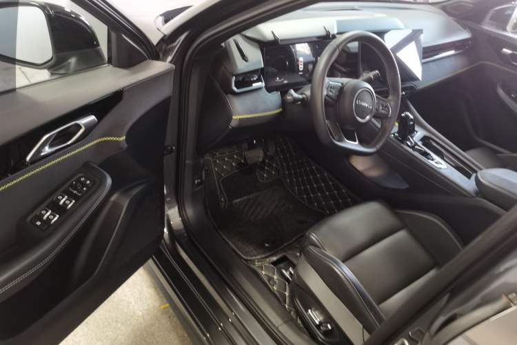 Used Lynk & Co 03 2023 1.5TD DCT JingPro