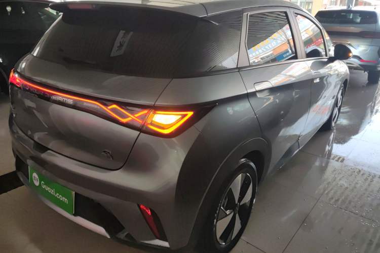 Used BYD Dolphin 2023 420 km Fashion Edition