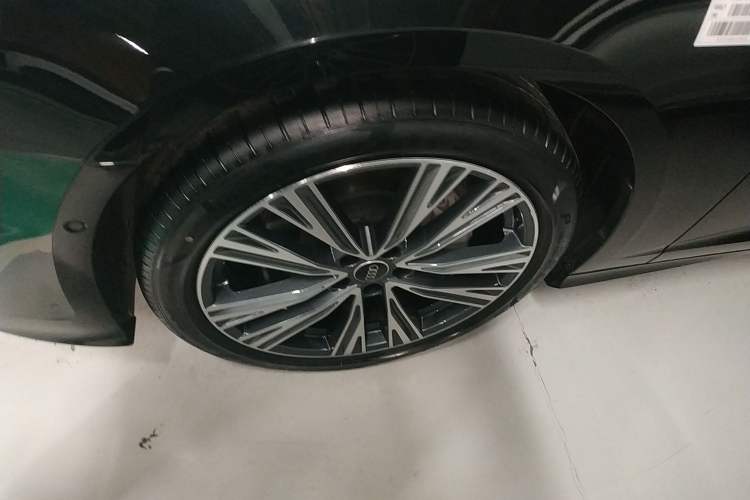 Used Audi A6L 2025 Restyled 45 TFSI quattro Prestige Dynamic Edition
