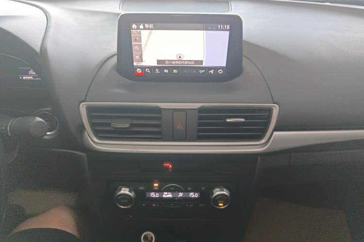 Used Mazda Mazda 3 Axela 2017 Sedan 1.5L Automatic Luxury Model Emission Standard China V
