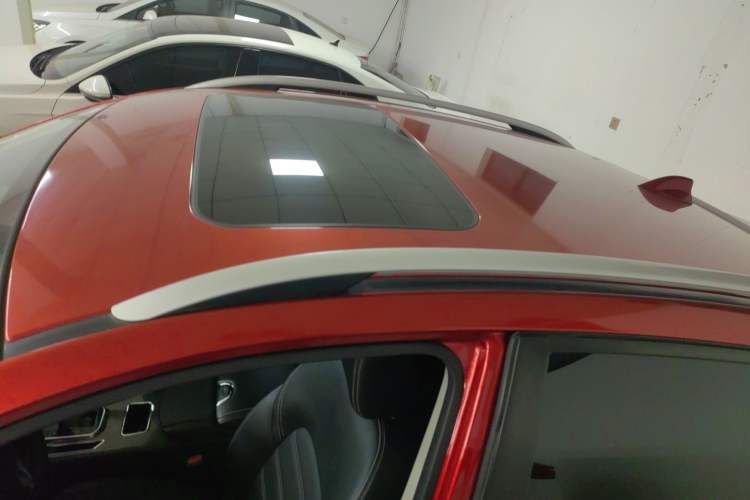 Used Venucia T90 2017 2.0L CVT Smart Edition
