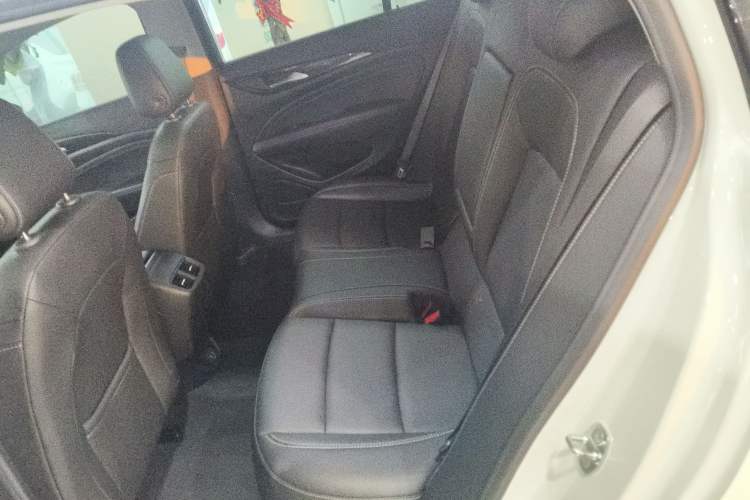 Used Buick Regal 2024 25T Deluxe Edition