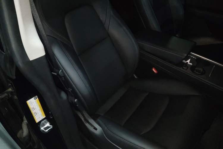 Used Tesla Model Y 2021 Revised Version 2 Long-Range All-Wheel-Drive Edition