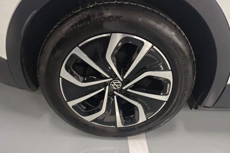 Used Volkswagen ID.4 X 2024 Pure & Smart Edition