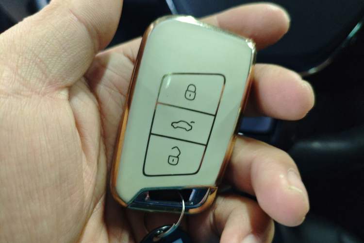 Used Volkswagen Passat 2020 330TSI Elite Edition China VI
