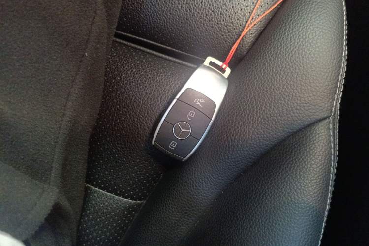 Used Mercedes-Benz GLC 2020 Facelift GLC 300 L 4MATIC Dynamic Edition
