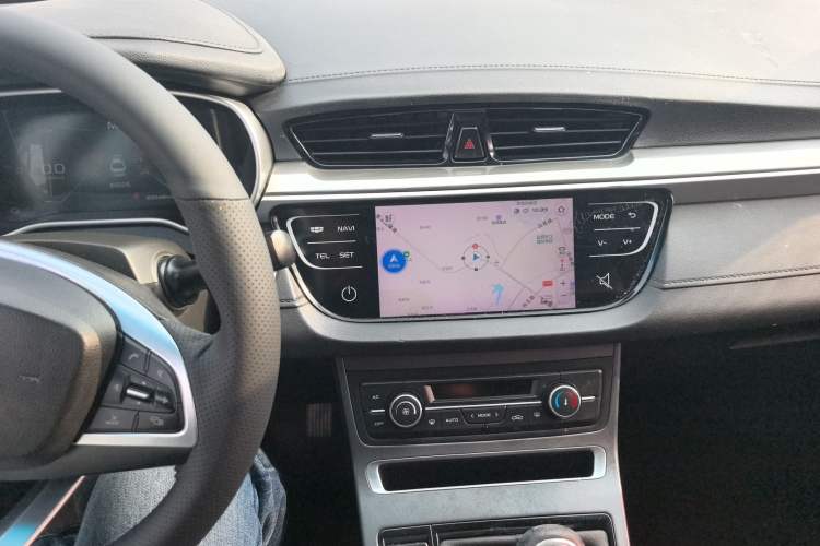 Used Geely Auto Emgrand 2019 Leading Edition 1.5L Manual Upgraded Connectivity Model China VI Standard
