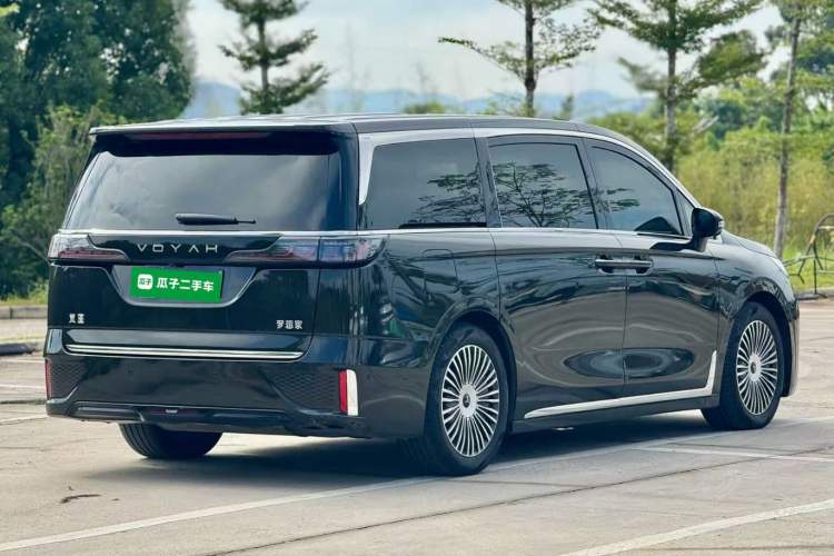 Used VOYAH Dream 2025 PHEV Four-Wheel-Drive Flagship Kunpeng Edition