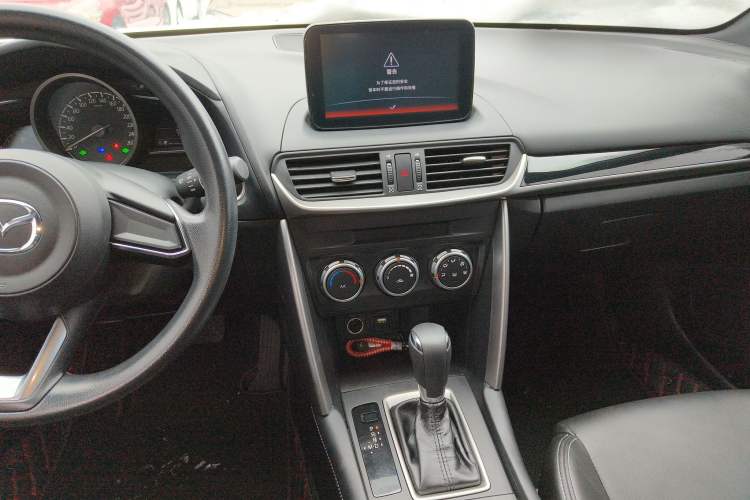 Used Mazda CX-4 2018 2.0L Automatic Two-Wheel Drive Blue Sky Dynamic Version China V Standard