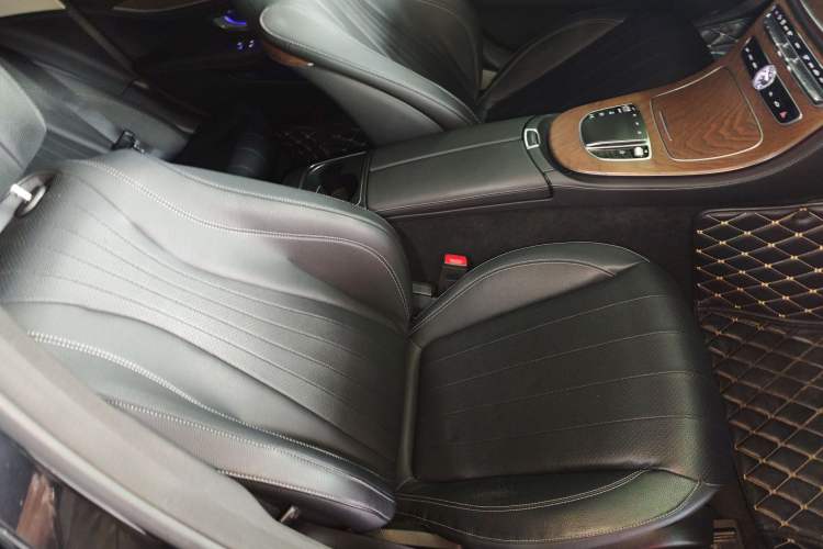 Used Mercedes-Benz E-Class 2020 E 300 L Stylish Model
