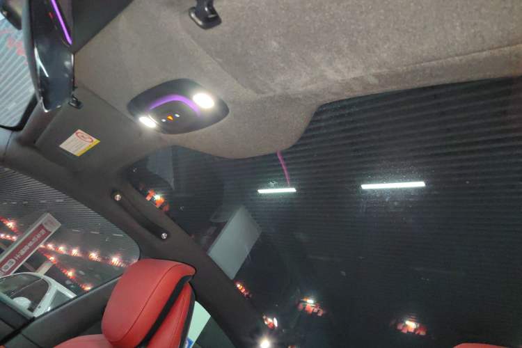 Used  SU7 2024 Rear-Drive Long-Range Intelligent Driving Version
