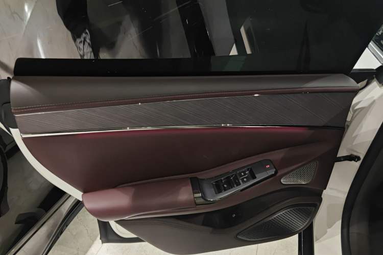 Used Denza Z9GT 2024 1100 Four-Wheel Drive Max Edition
