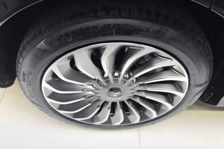 Used VOYAH FREE 2021 Four-Wheel Drive Standard Range-Extended Exclusive Luxury Package
