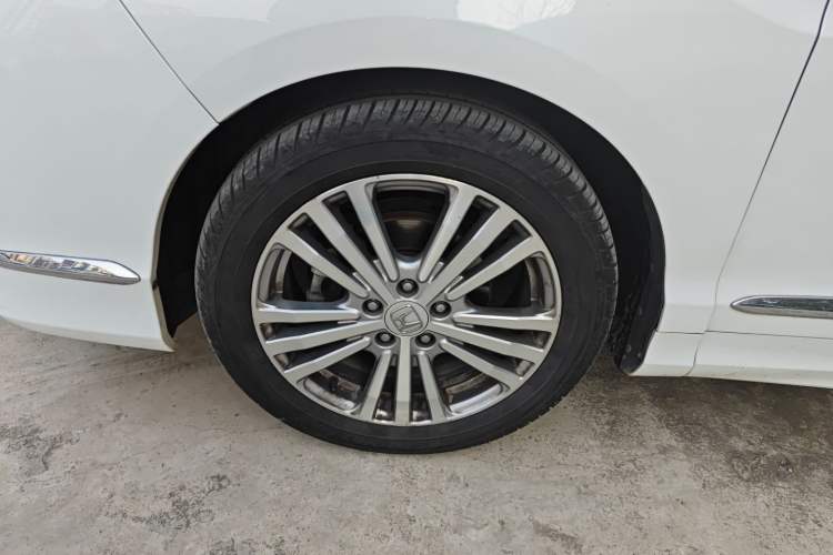 Used Honda Elysion 2016 2.4L Style Edition
