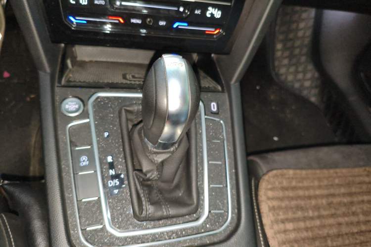 Used Volkswagen Magotan 2020 330TSI DSG Luxury Edition
